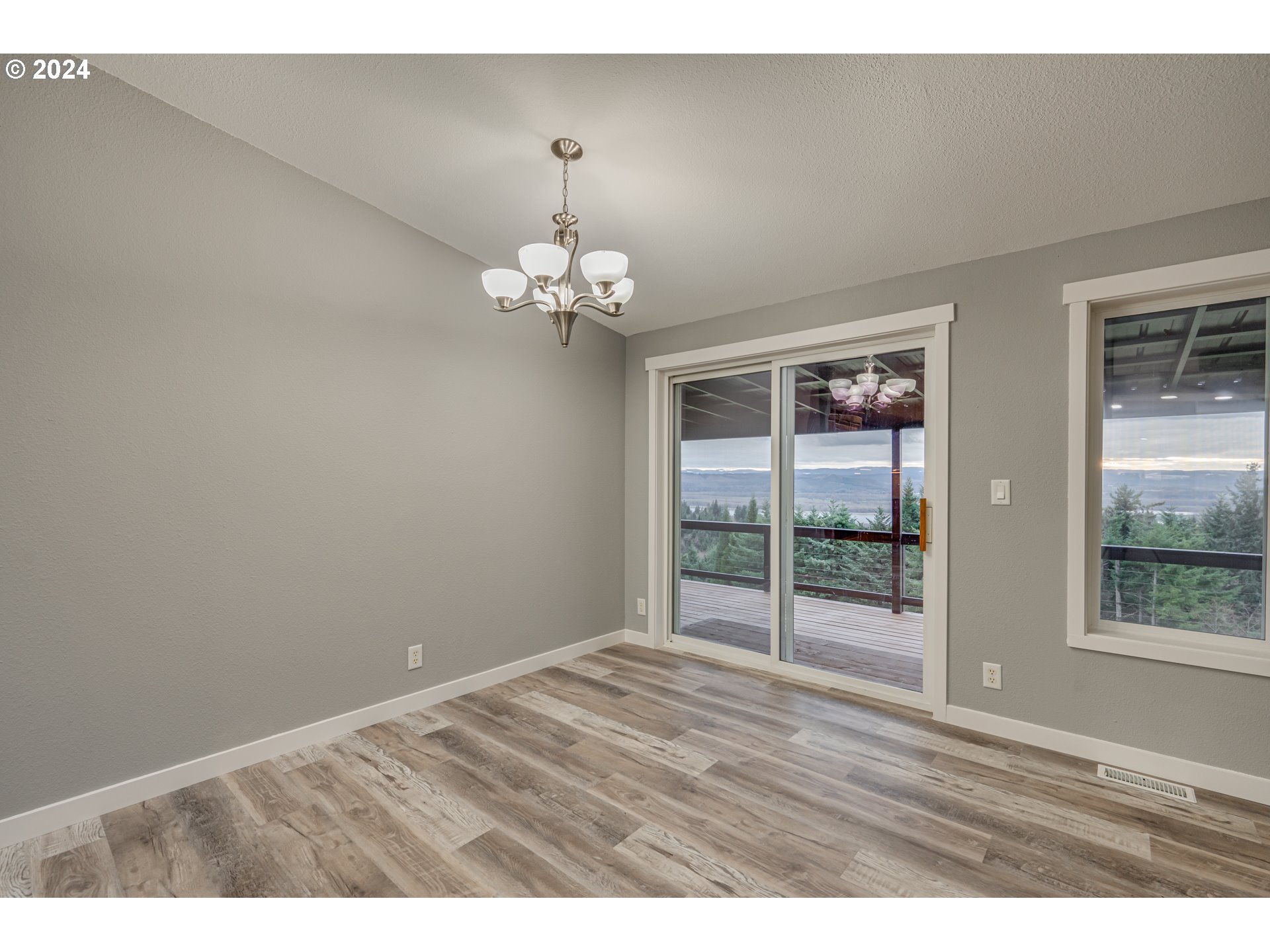 295 Feather Ridge Drive Kalama, WA 98625 - Photo 8 of 44 Gallery Image 8