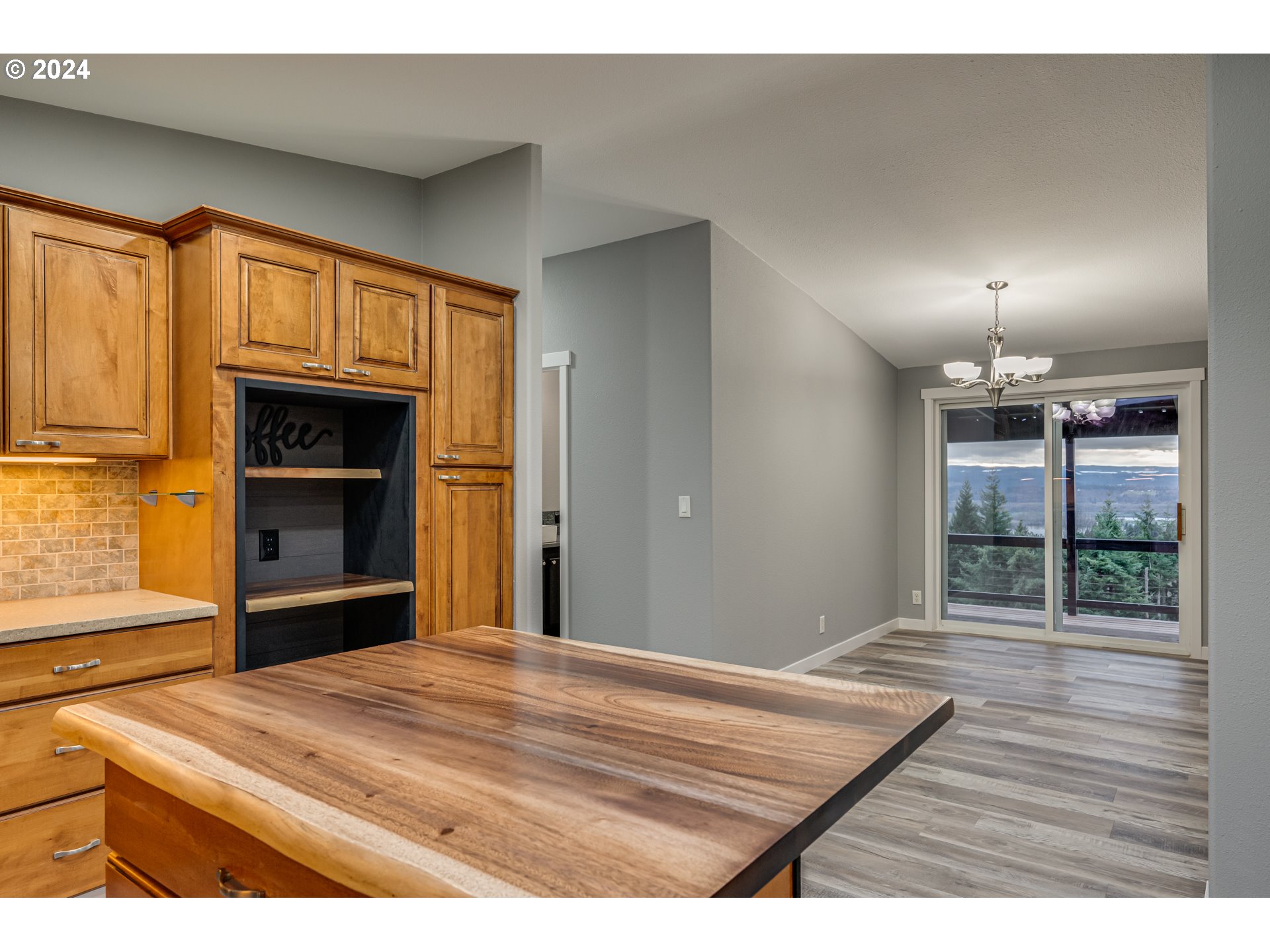 295 Feather Ridge Drive Kalama, WA 98625 - Photo 10 of 44 Gallery Image 10