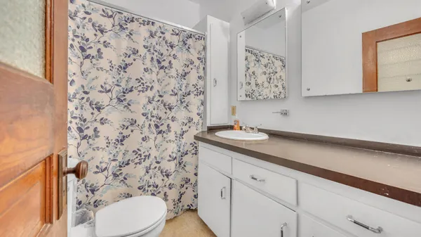 $179,000 | 1323 North 10th Street, Unit 1321, Sheboygan, WI 53081