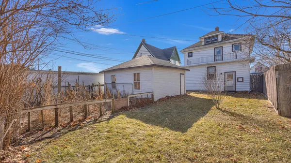 $179,000 | 1323 North 10th Street, Unit 1321, Sheboygan, WI 53081
