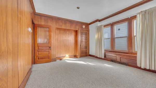 $179,000 | 1323 North 10th Street, Unit 1321, Sheboygan, WI 53081