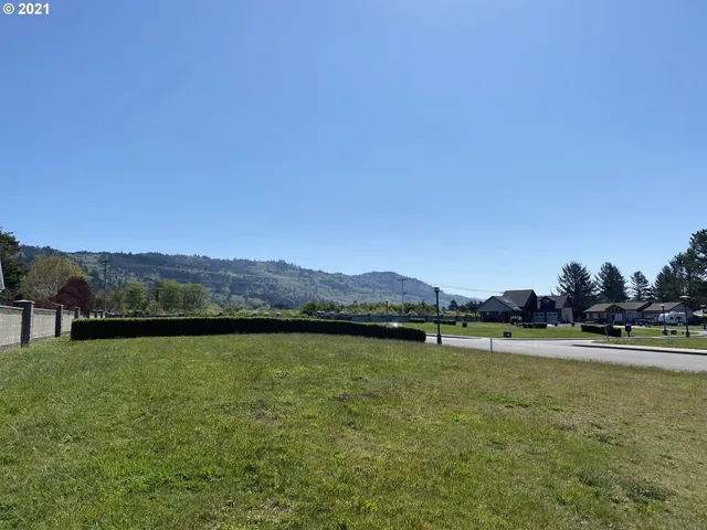 $250,000 | Sea Court Lane, Unit 3, Brookings, OR 97415