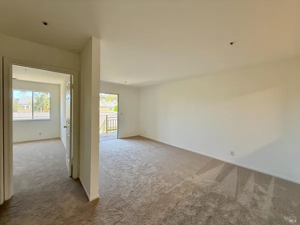$428,700 | 77 Parkview Circle, Corte Madera, CA 94925