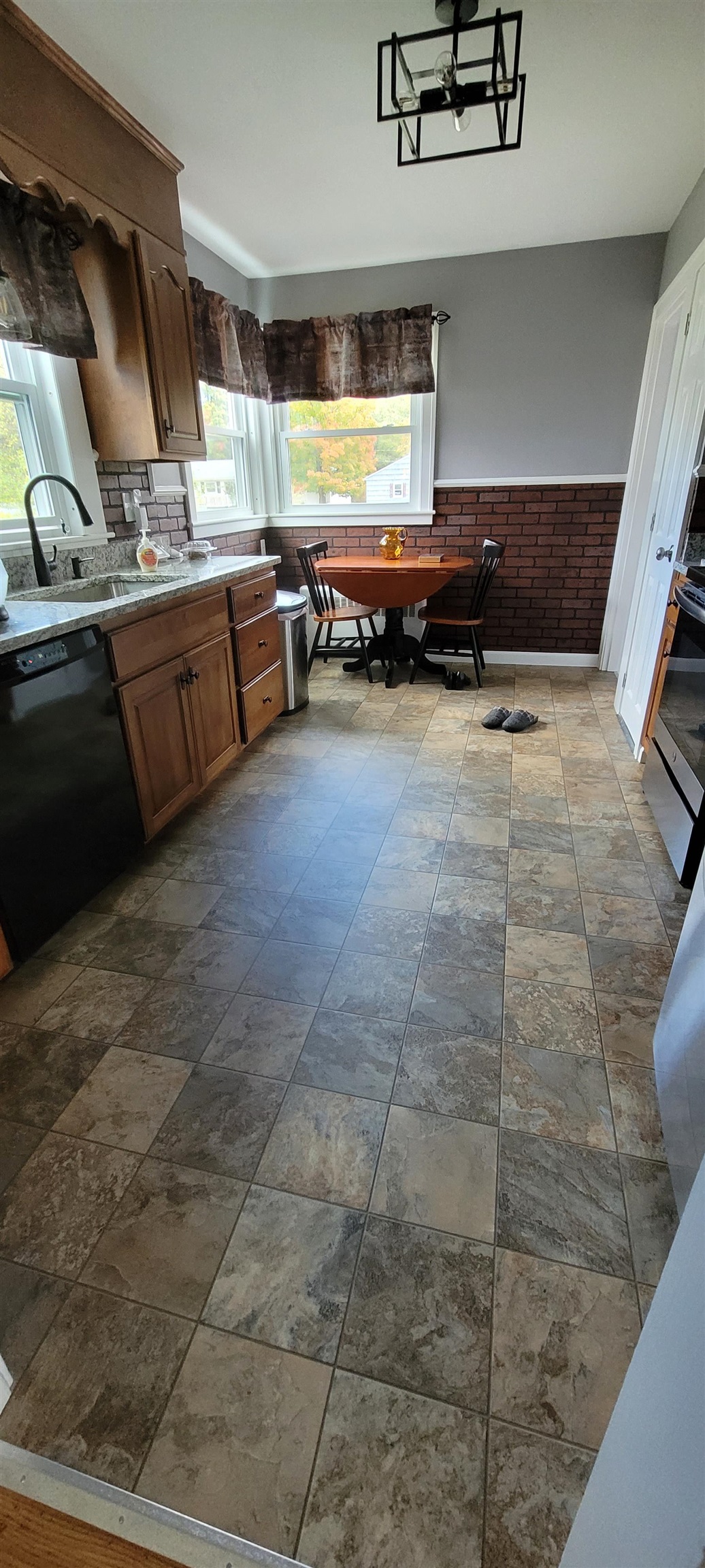 11 Greeley Street Concord, NH 03301 - Photo 11 of 39