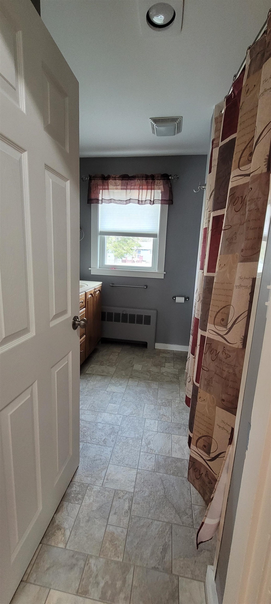 11 Greeley Street Concord, NH 03301 - Photo 19 of 39