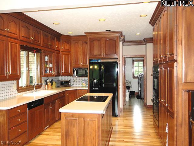1667 Ridgewood Road Wadsworth, OH 44281 - Photo 6 of 23 Gallery Image 6