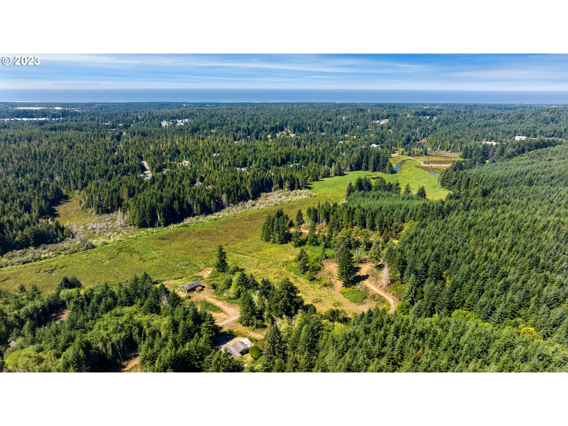 69148 St Dennis Road North Bend, OR 97459 - Photo 32 of 41 Gallery Image 32