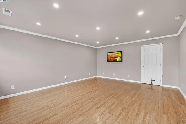 $999,000 | 31518 Medinah Street, Hayward, CA 94544