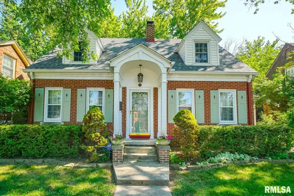 $149,900 | 414 West Maywood Avenue, Peoria, IL 61604