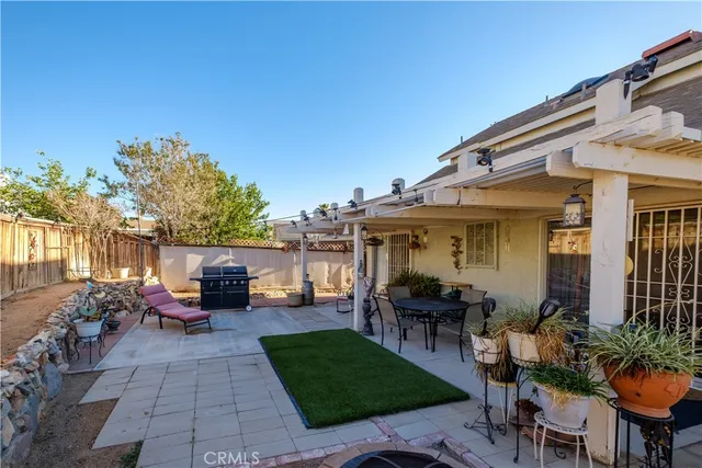 a view of garage and yard