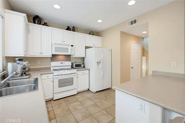 $4,300 | 1250 Flint Drive, Harbor City, CA 90710