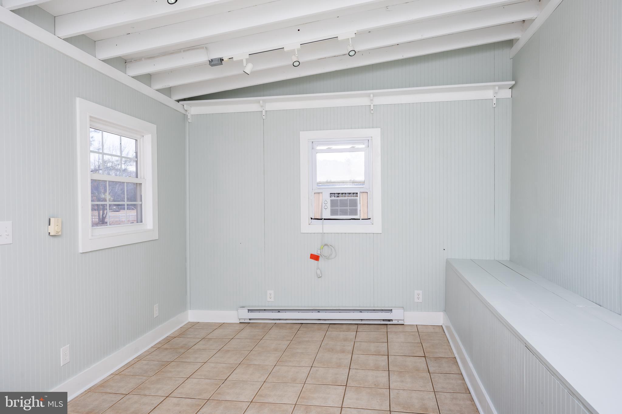 4569 Tyaskin Road Tyaskin, MD 21865 - Photo 54 of 98 Inside Studio =Window Unit