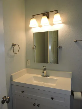 $1,995 | 12238 Oberlin Drive, Dallas, TX 75243