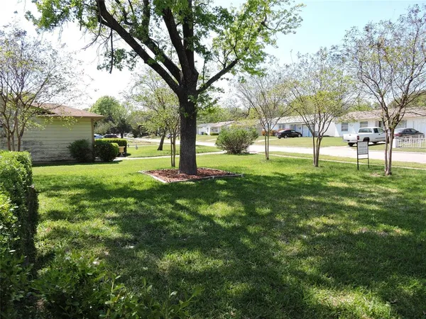 $1,995 | 12238 Oberlin Drive, Dallas, TX 75243