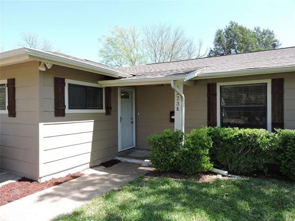 $1,995 | 12238 Oberlin Drive, Dallas, TX 75243