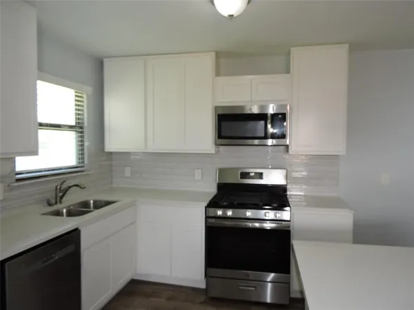 $1,995 | 12238 Oberlin Drive, Dallas, TX 75243