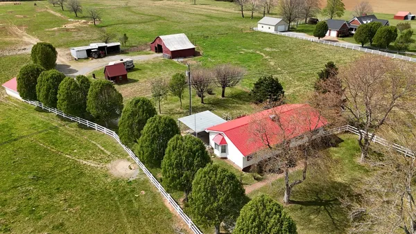 a view of an outdoor space