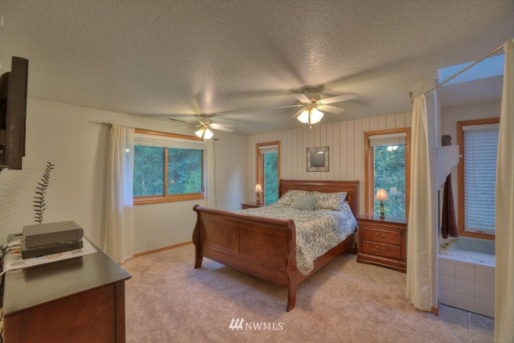4901 Shellridge Road Northwest Olympia, WA 98502 - Photo 7 of 15 Gallery Image 7