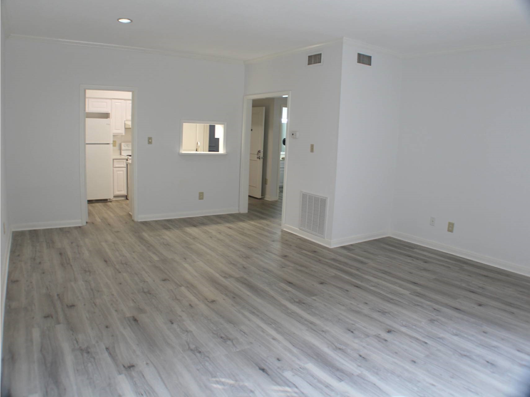 2425 Underwood Street, Unit 157 Houston, TX 77030 - Photo 1 of 13 Living Room