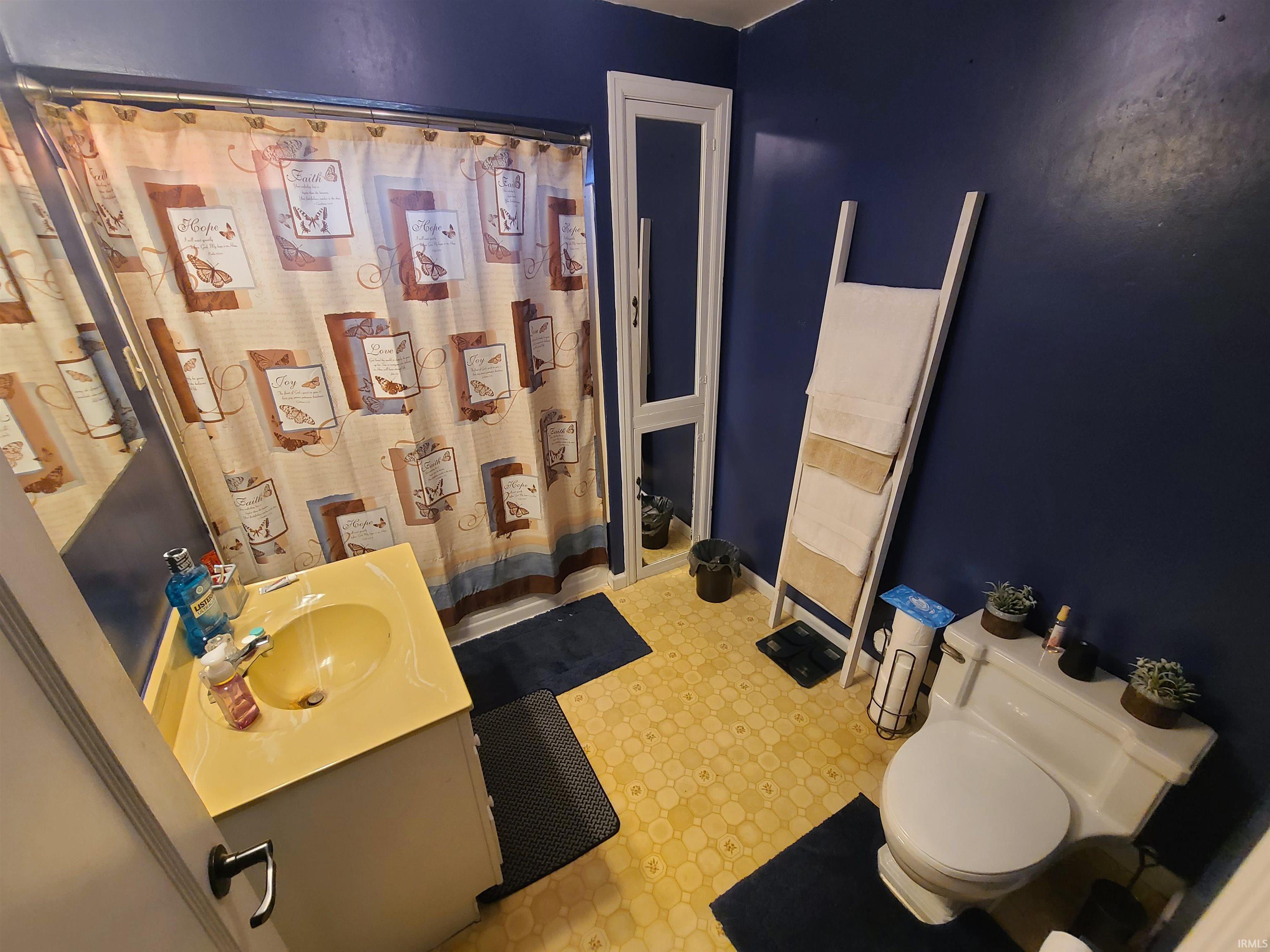 2170 West Carie Road Vincennes, IN 47591 - Photo 21 of 29 Gallery Image 21