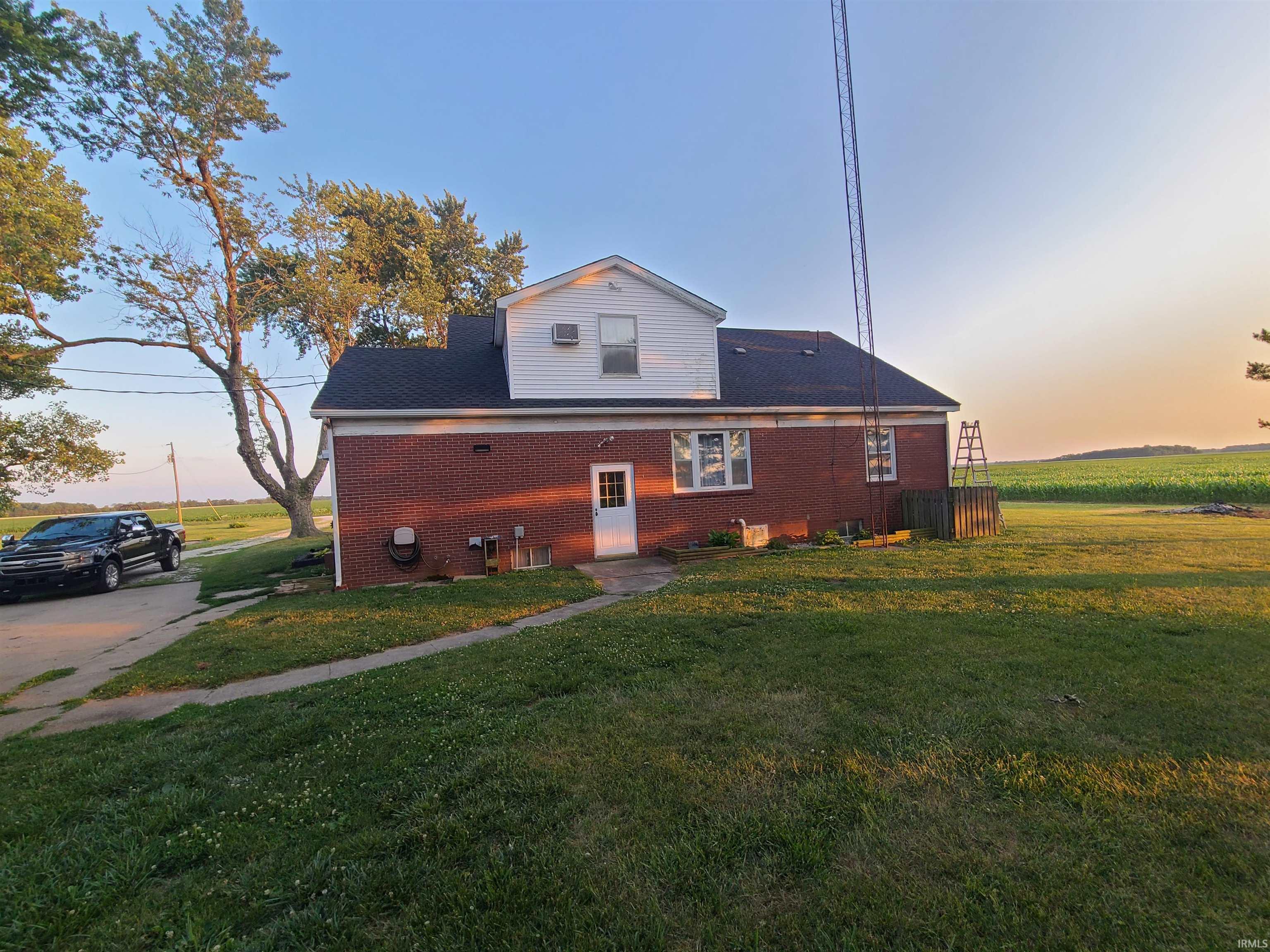 2170 West Carie Road Vincennes, IN 47591 - Photo 8 of 29 Gallery Image 8