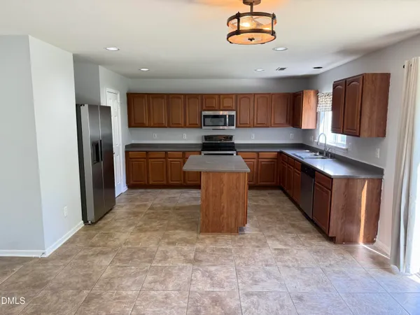 $2,000 | 108 Poppy Hills Court, Raleigh, NC 27603