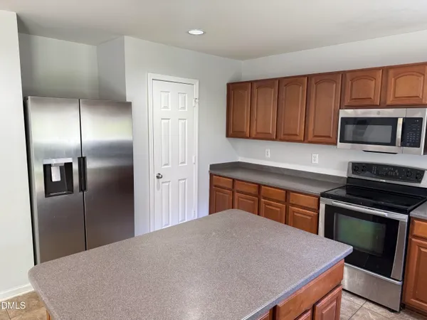 $2,000 | 108 Poppy Hills Court, Raleigh, NC 27603