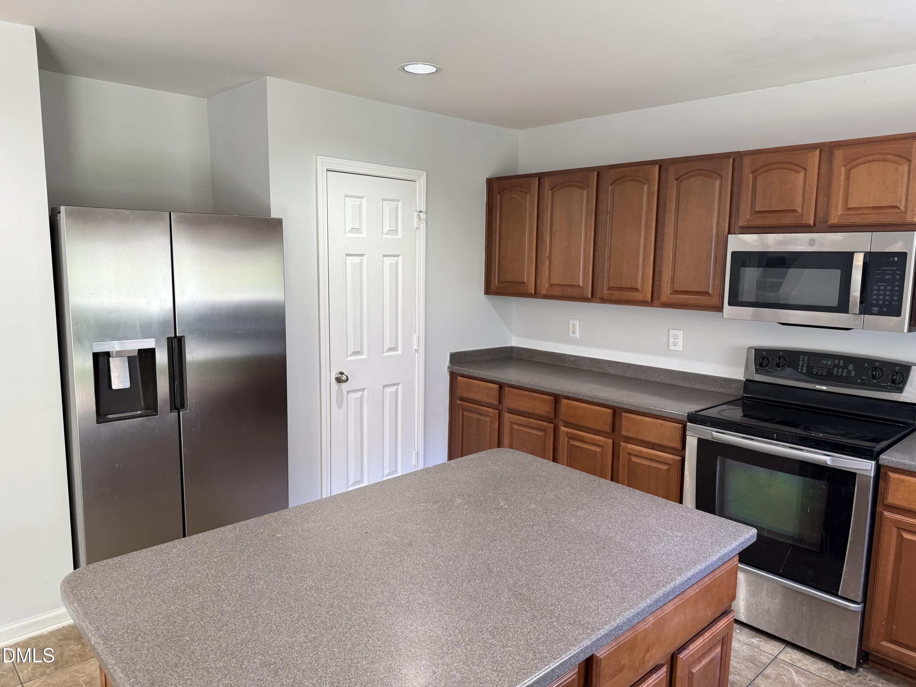 108 Poppy Hills Court Raleigh, NC 27603 - Photo 6 of 20 IMG_7309