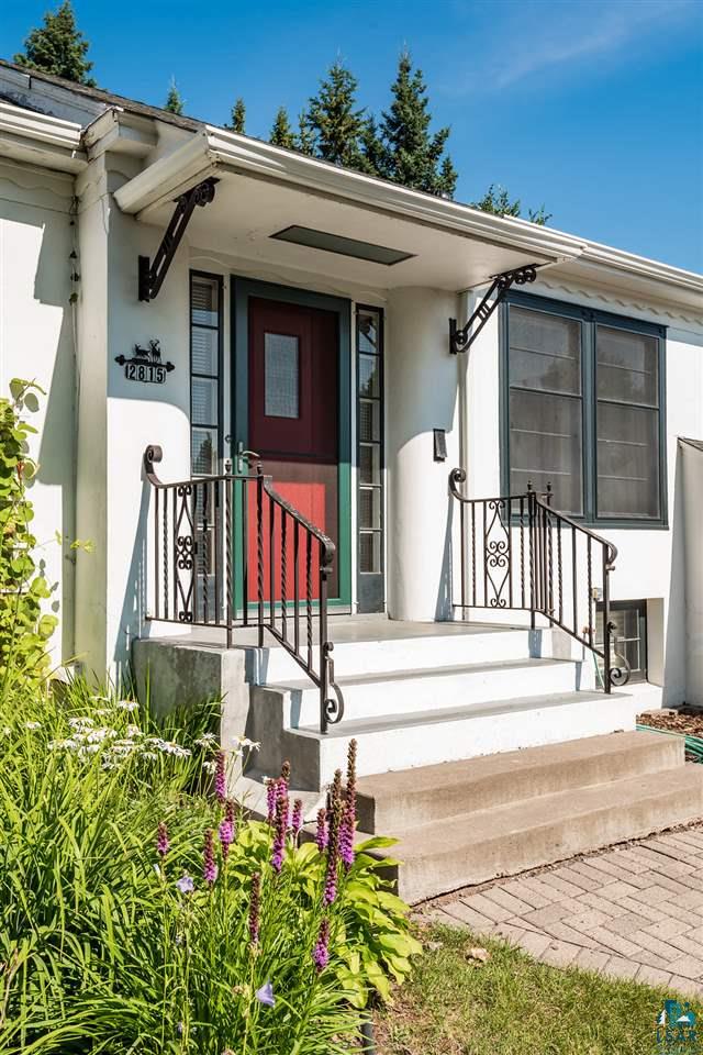 2815 Greysolon Road Duluth, MN 55812 - Photo 3 of 23 Front Door