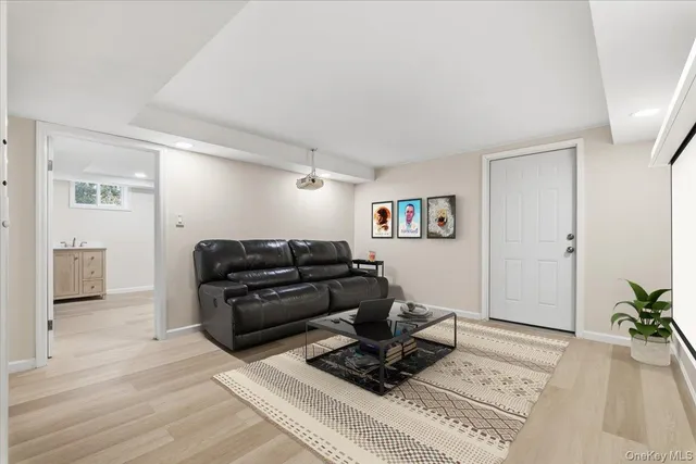 $899,000 | 35 Kass Road, White Plains, NY 10605