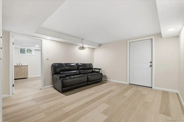 $899,000 | 35 Kass Road, White Plains, NY 10605