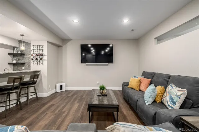 $695,000 | 991 South De Gaulle Court, Aurora, CO 80018