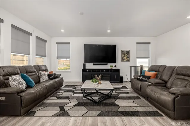 $695,000 | 991 South De Gaulle Court, Aurora, CO 80018