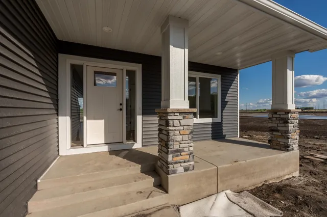 $759,900 | 25341 Delmar Avenue, New Prague, MN 56071