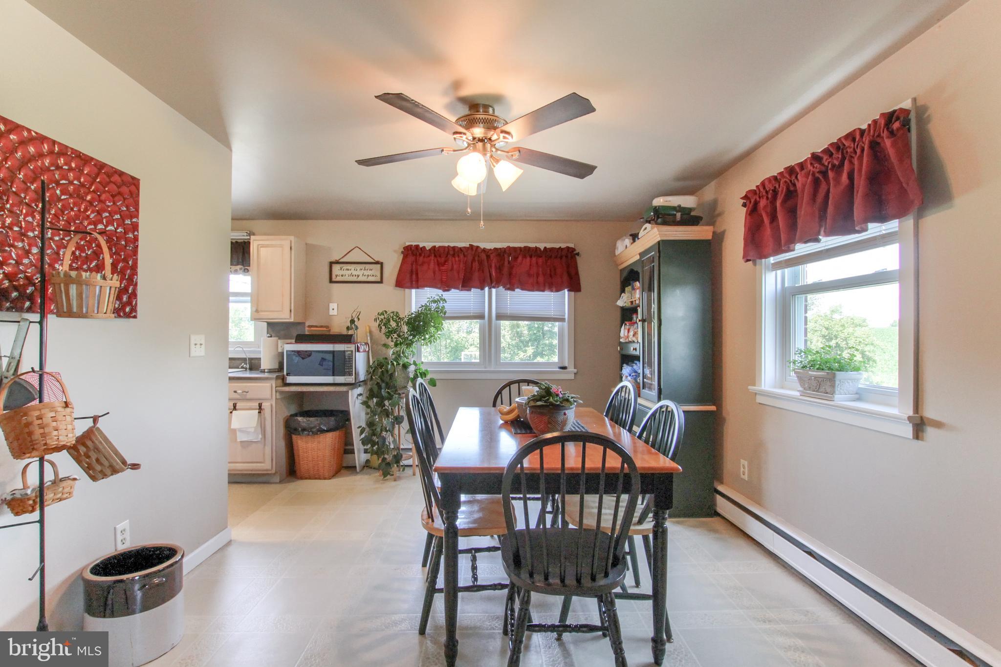 286 South Locust Point Road Mechanicsburg, PA 17055 - Photo 9 of 36 Gallery Image 9