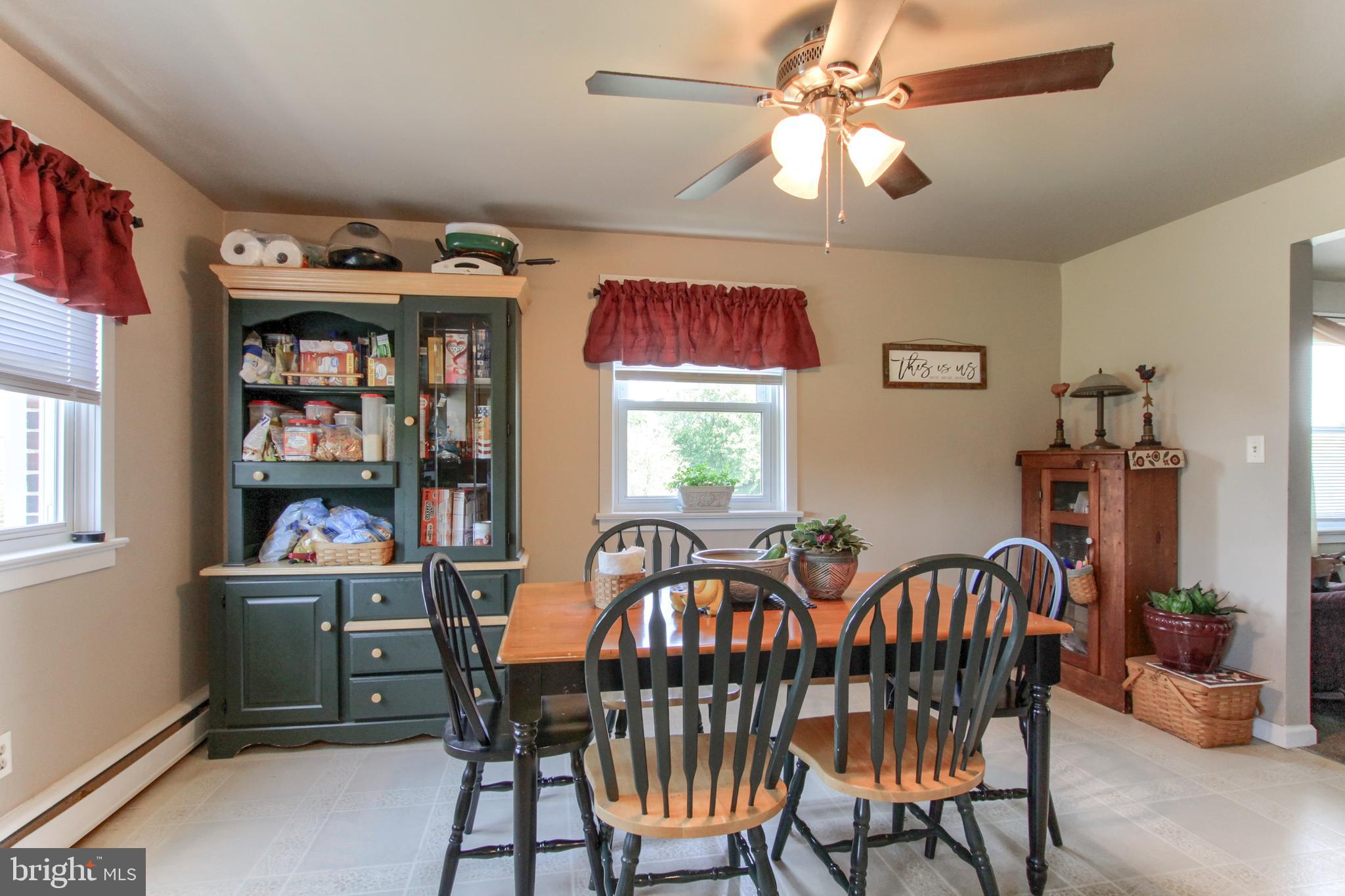 286 South Locust Point Road Mechanicsburg, PA 17055 - Photo 10 of 36 Gallery Image 10