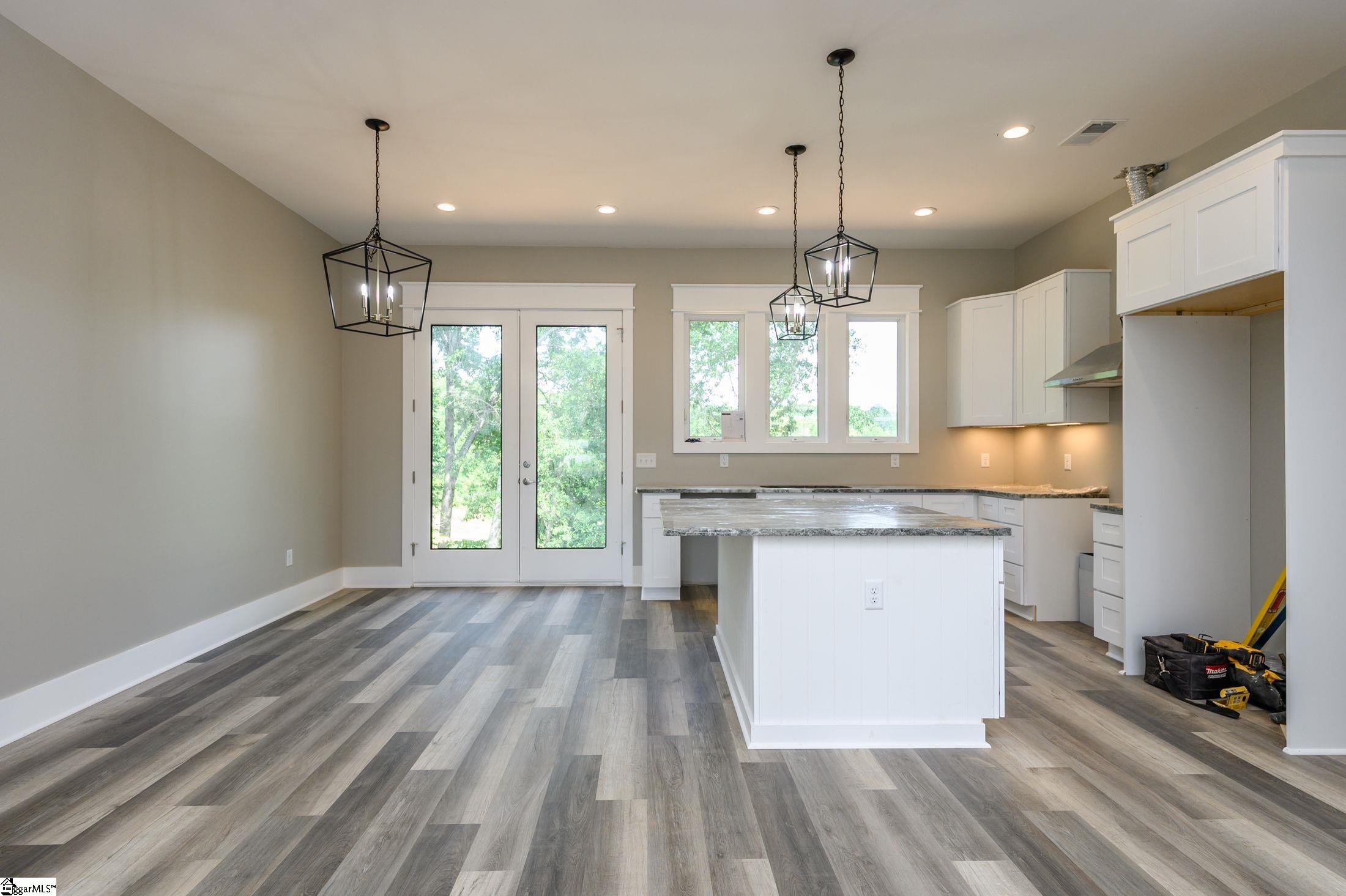 320 Timber Trail Greer, SC 29651 - Photo 11 of 27 Gallery Image 11