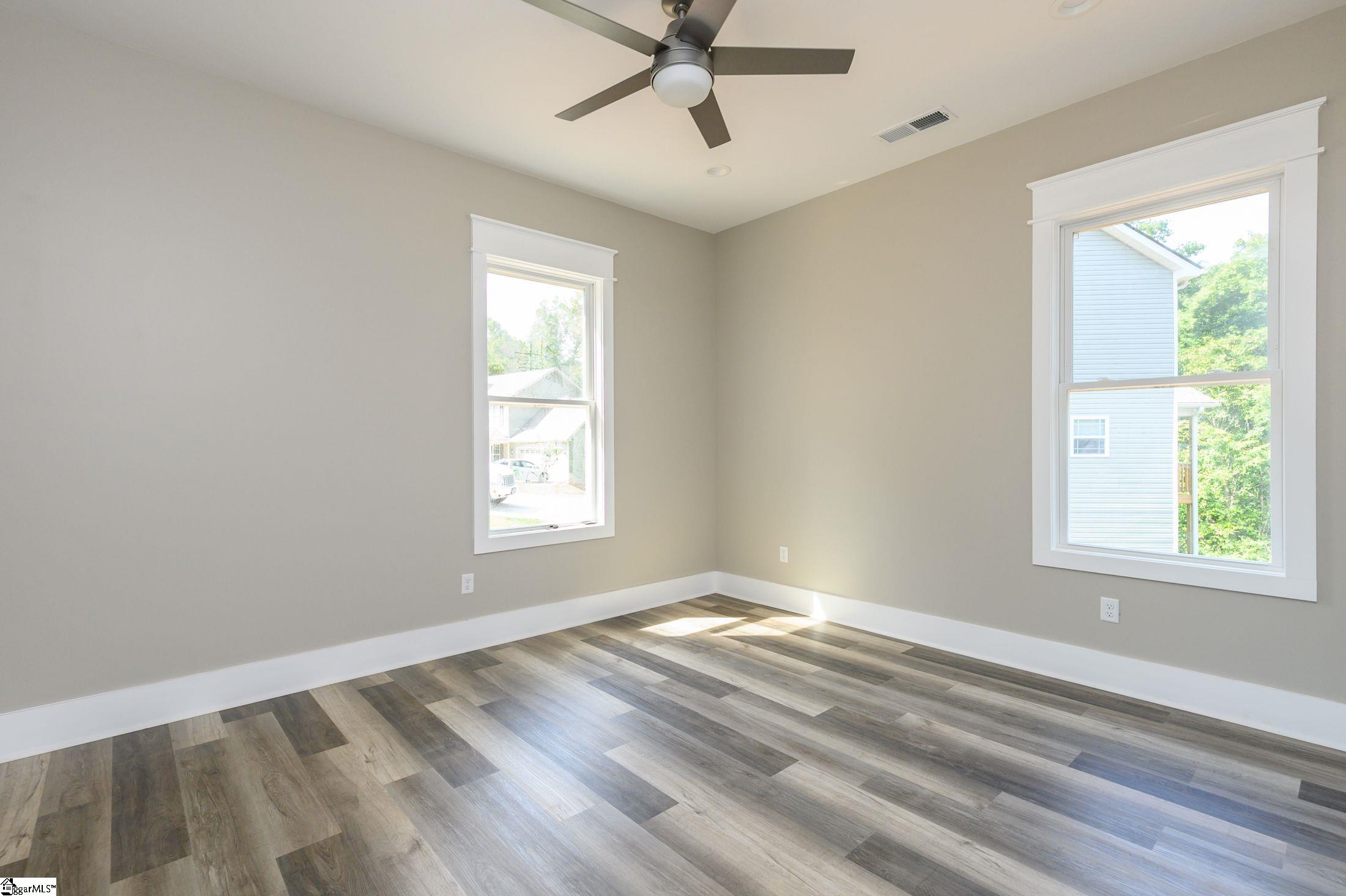 320 Timber Trail Greer, SC 29651 - Photo 13 of 27 Gallery Image 13