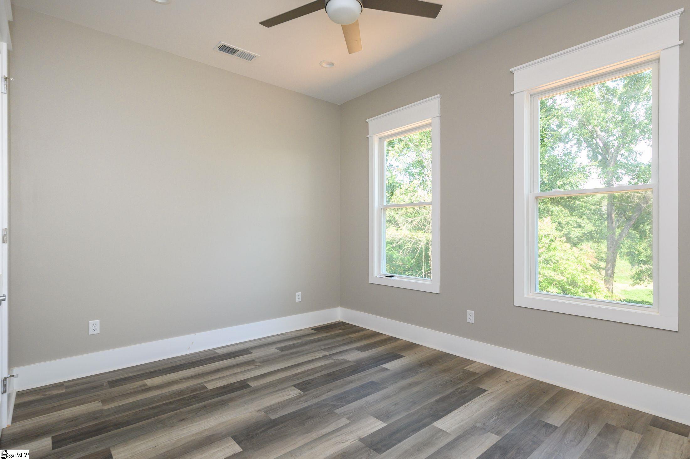 320 Timber Trail Greer, SC 29651 - Photo 17 of 27 Gallery Image 17