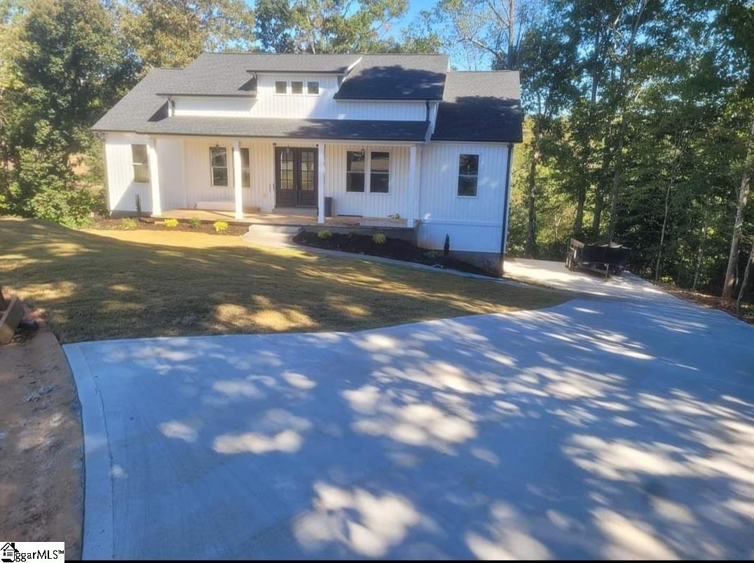 320 Timber Trail Greer, SC 29651 - Photo 2 of 27 Gallery Image 2