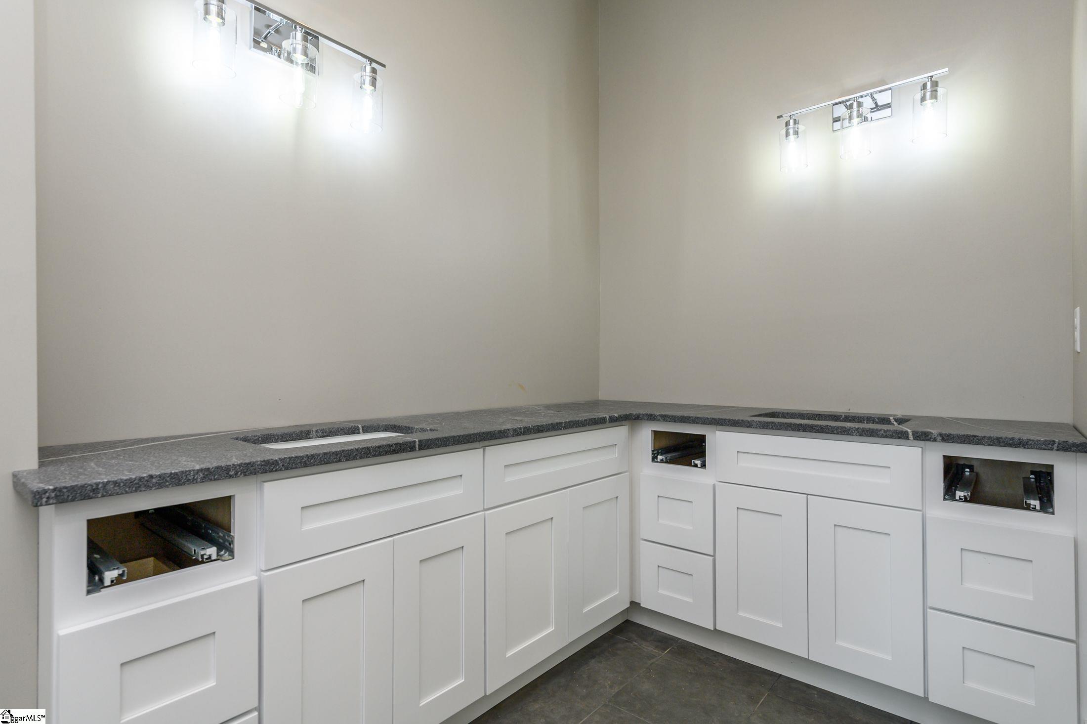 320 Timber Trail Greer, SC 29651 - Photo 21 of 27 Gallery Image 21