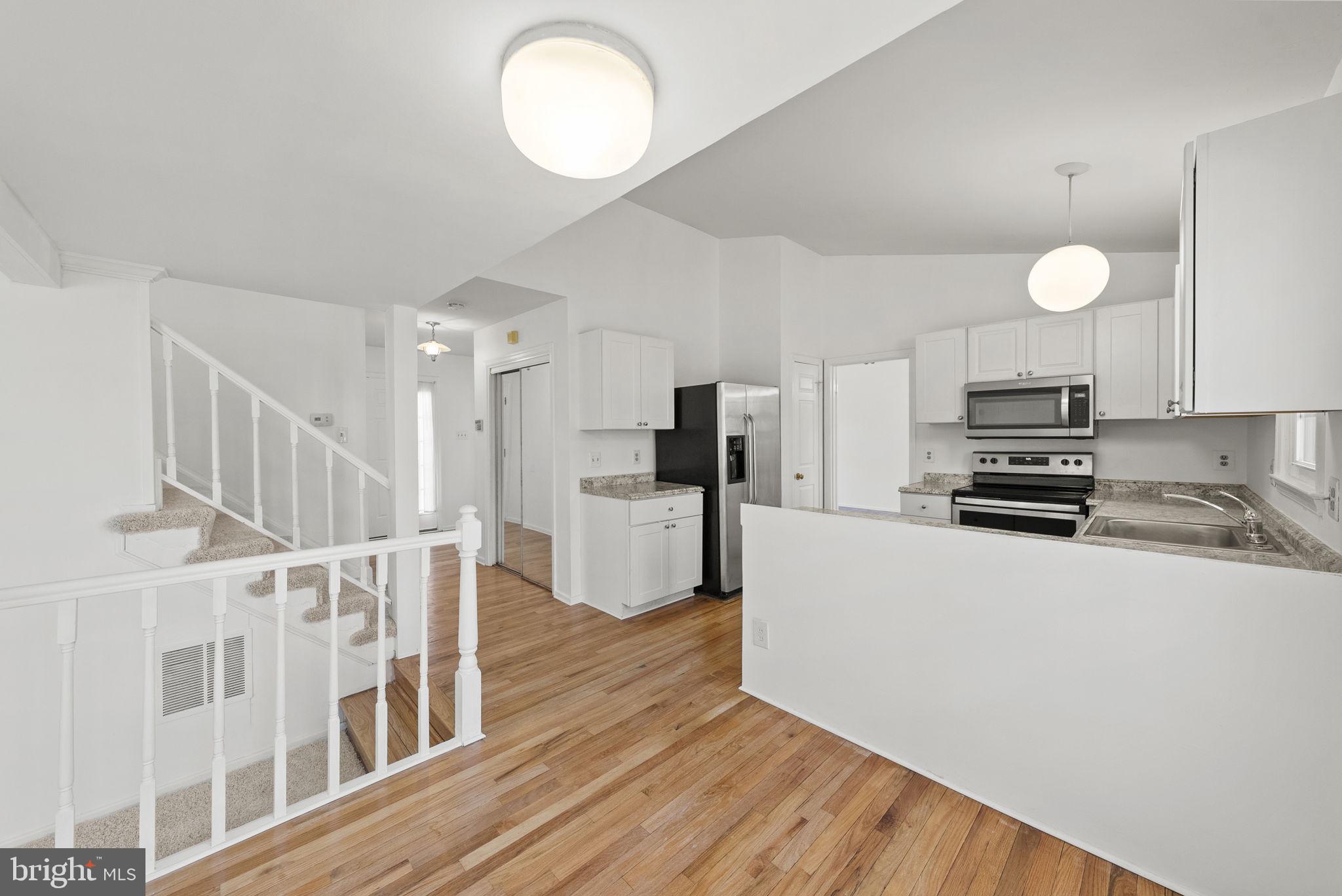 12416 Ox Hill Road Fairfax, VA 22033 - Photo 13 of 35