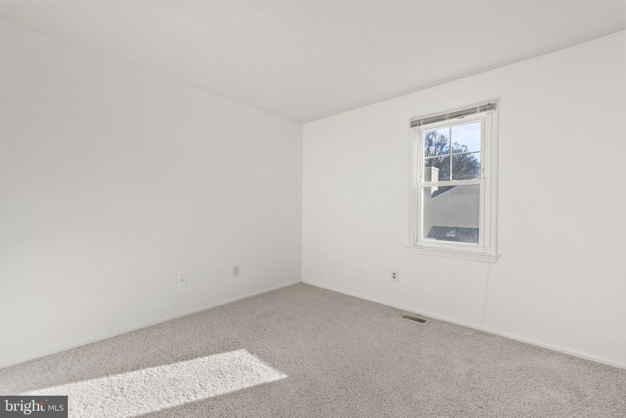 12416 Ox Hill Road Fairfax, VA 22033 - Photo 26 of 35