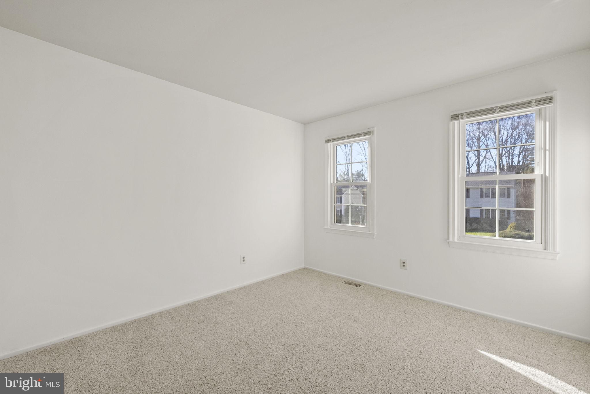 12416 Ox Hill Road Fairfax, VA 22033 - Photo 28 of 35