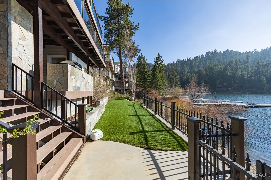599 Cove Drive Big Bear Lake, CA 92315 - Photo 46 of 50 a view of stairs yard