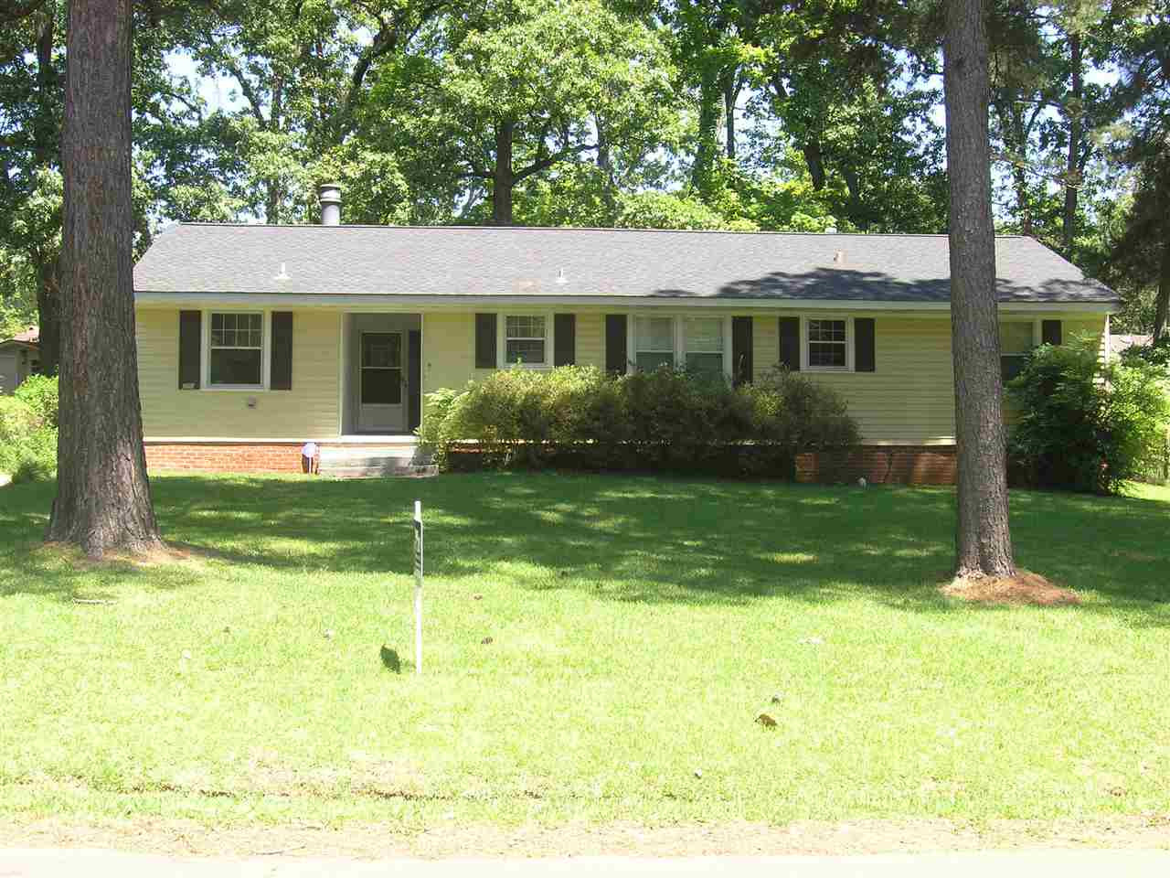 220 McCree Drive Clinton, MS 39056 - Photo 2 of 18 Photo 2