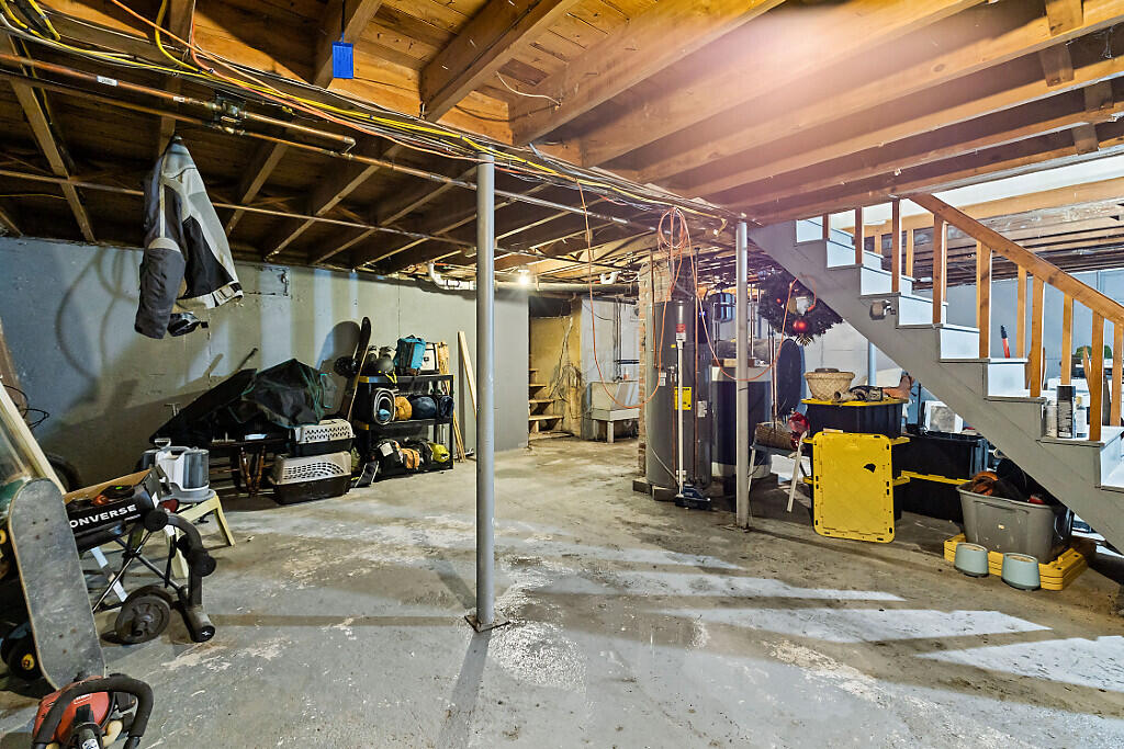 29 Sterling Street Waterville, ME 04901 - Photo 37 of 39 37_BP5A8636_DxO_mls