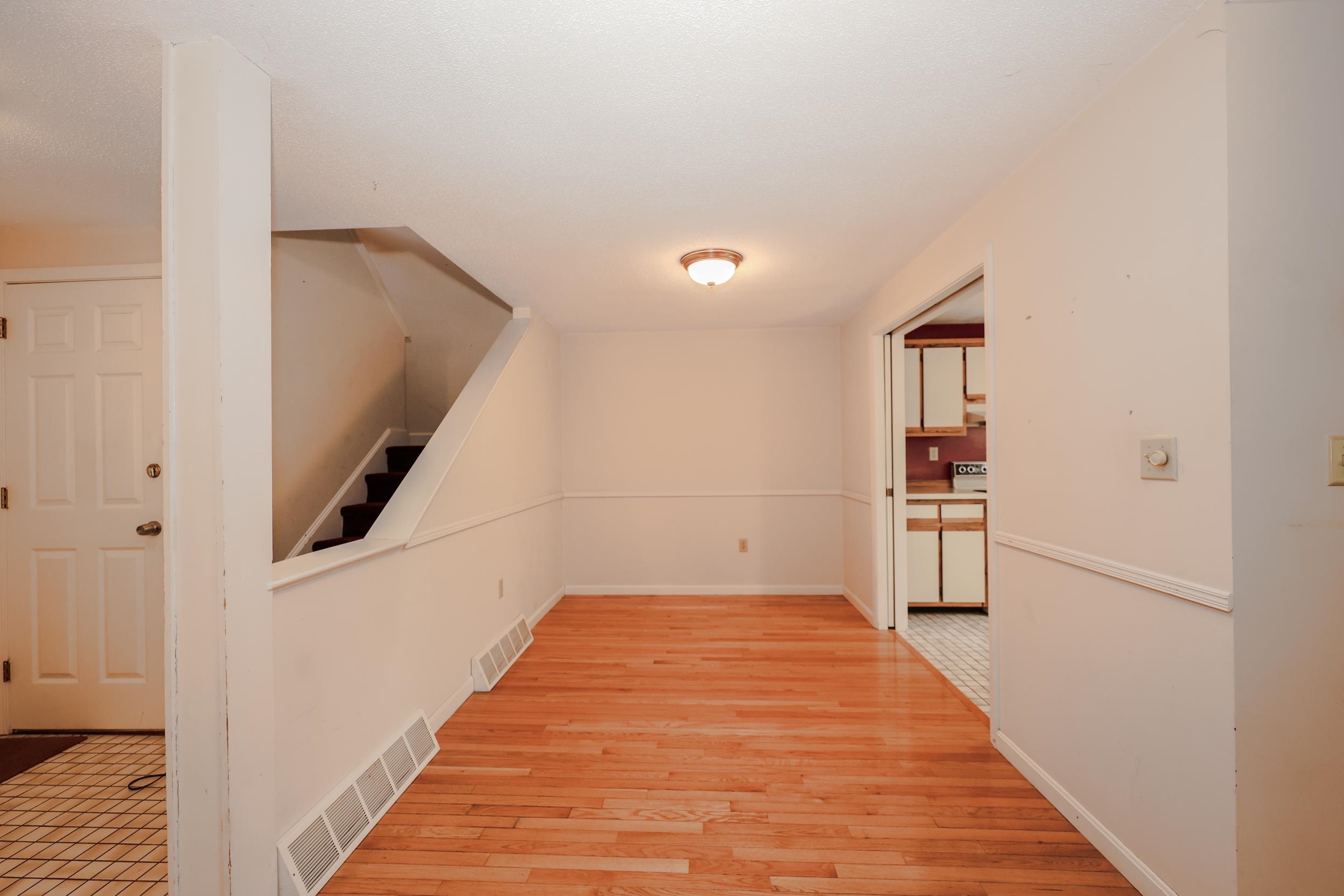 53 Winding Pond Road Londonderry, NH 03053 - Photo 18 of 58