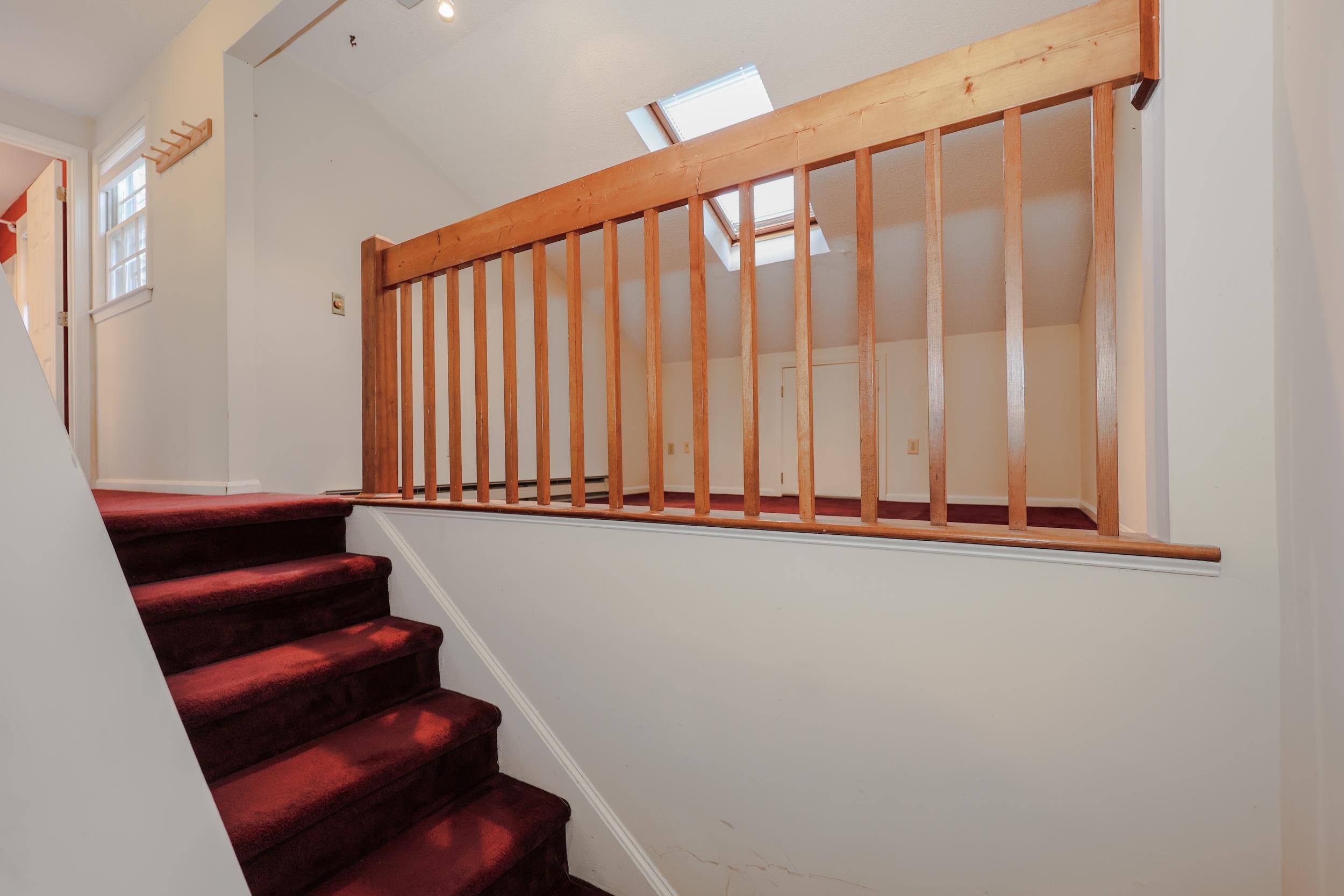 53 Winding Pond Road Londonderry, NH 03053 - Photo 19 of 58