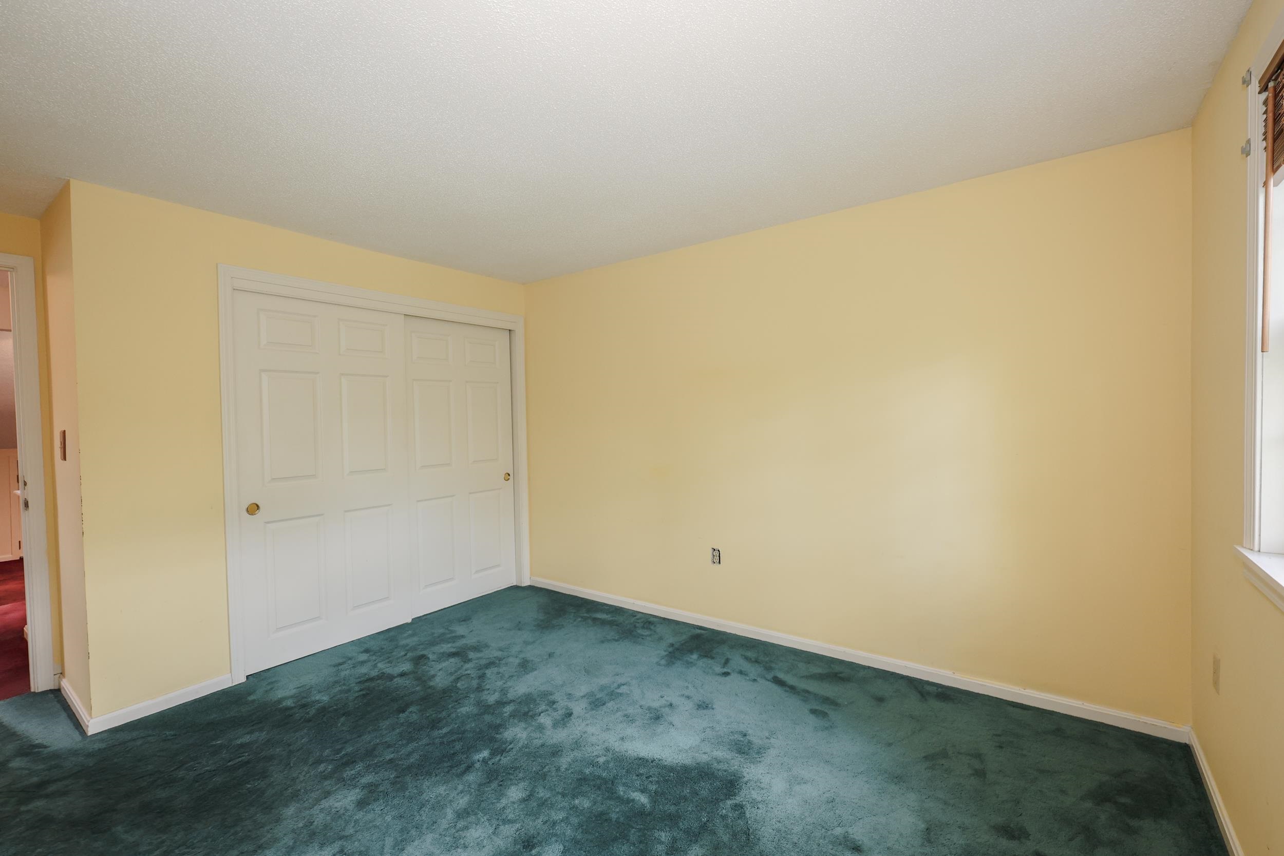 53 Winding Pond Road Londonderry, NH 03053 - Photo 28 of 58